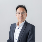 Associate Professor Stewart Vella